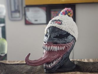 WHITE KNITTED COTTON SYMBIOTIC MUSIC BEANIE