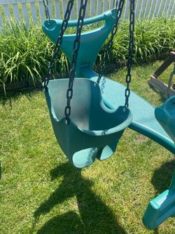 Swings playset