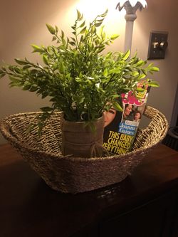 Rustic weaved basket.. “farmhouse” style! 16”x12” and 6”h