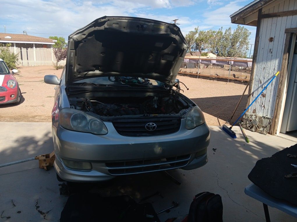 2003 Toyota Corolla S Complete Front Bumper