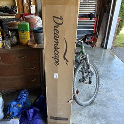 Dreamscapes Full Size Mattress