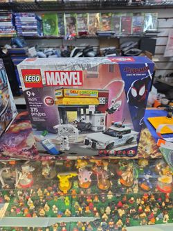 LEGO Super Heroes: Spider-Verse Miles Morales Vs. the Spot 76311 New