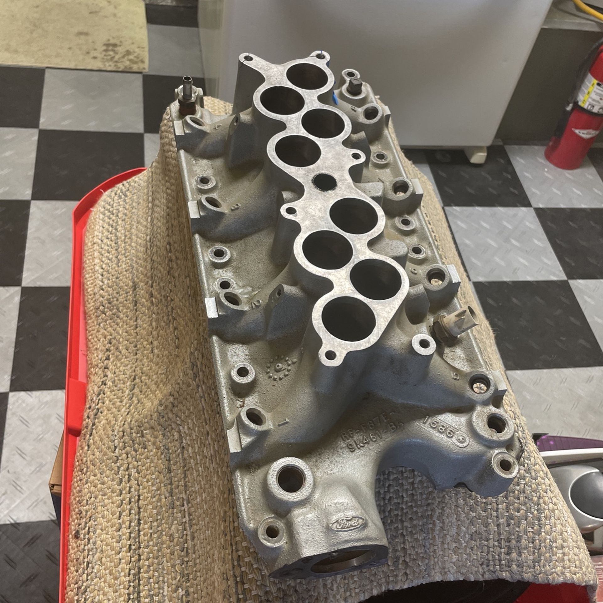 Ported GT40/Explorer Intake Manifold