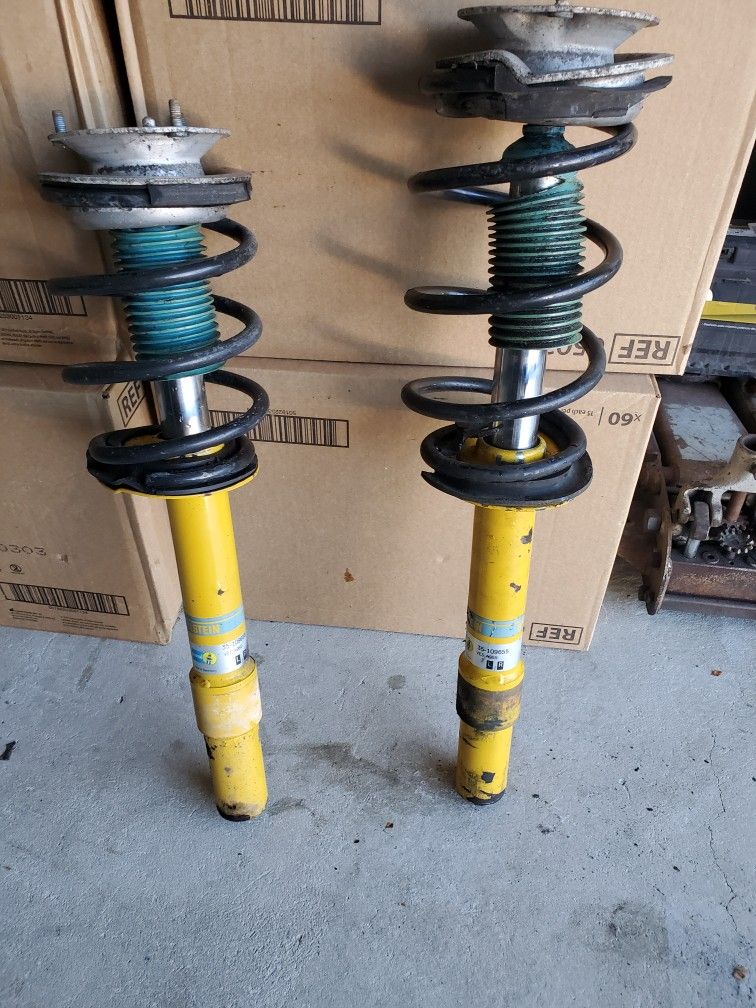 Bmw 645ci And 650i E63 E64 BILSTEIN Struts With OEM Sport Package Springs 