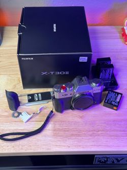 Fujifilm X-T30 Mark II – Like New, Full Box