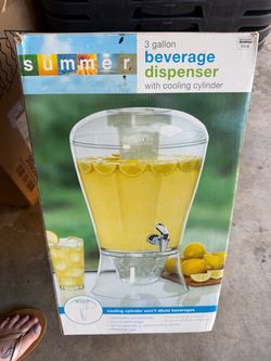 Beverage dispenser plastic