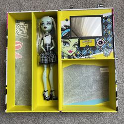 Monster High Frankie Alive And Case