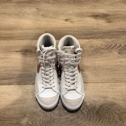 Women’s Blazers Pink Swoosh 