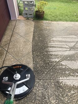 Pressure washer 