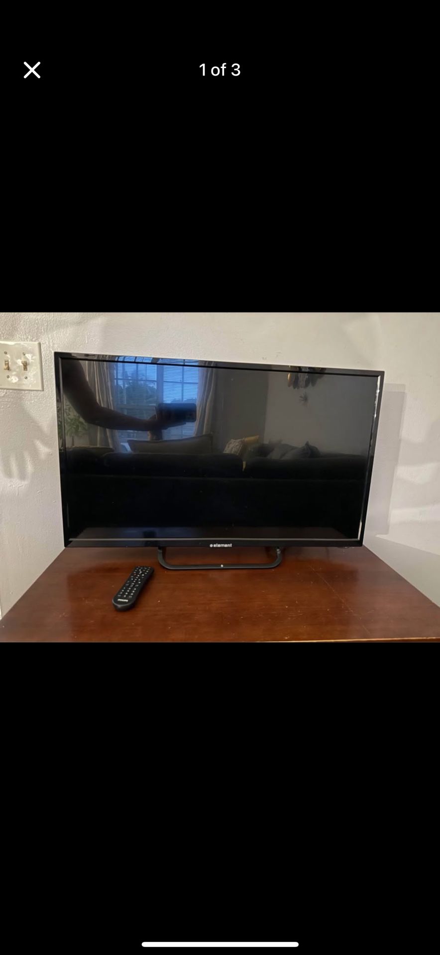Flat Screen TV Element 32”