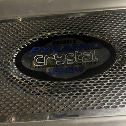 PYRAMID AMPLIFIER 1600w For Parts 