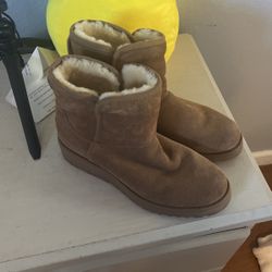 Uggs Size 6