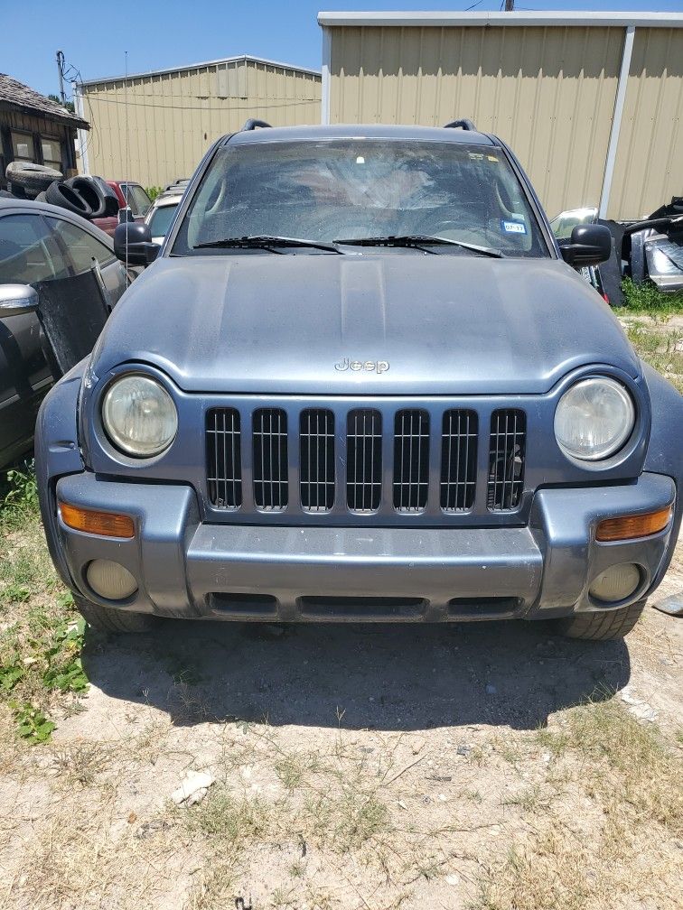 Sitemapcdatahttpsmai2dreferenzcommotor For A 2002 Jeep Liberty