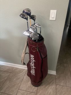 🏌🏾‍♂️Men’s Golf Set with Vintage Irons🏌🏾‍♂️