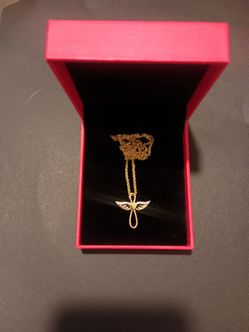Beautiful heart cross pendant 0.10ct