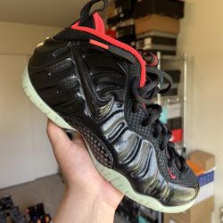 Nike Foamposite Yeezy Size 10