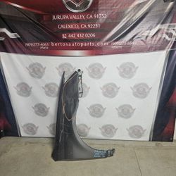 2005-2010 AVALON RH  PART  Fender 352-001