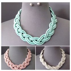 Fashion necklace (3 colors)