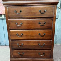 Solid Wood Tall Dresser With Five Drawers In Good Condition All Drawers Open Just Fine 