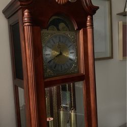 Grandfather Clock  Model : 610-733