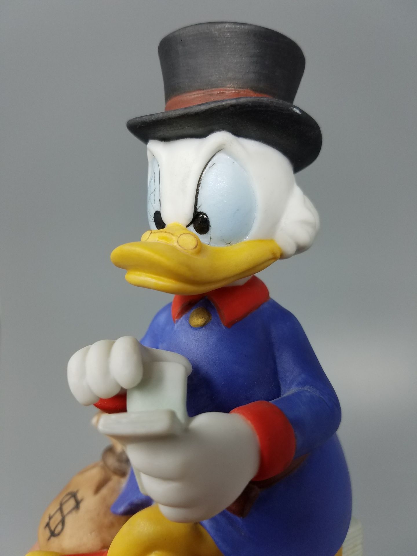Vtg Schmid Collectible Hand-Painted Disney Uncle Scrooge McDuck Counting Money 5" Figurine Statue