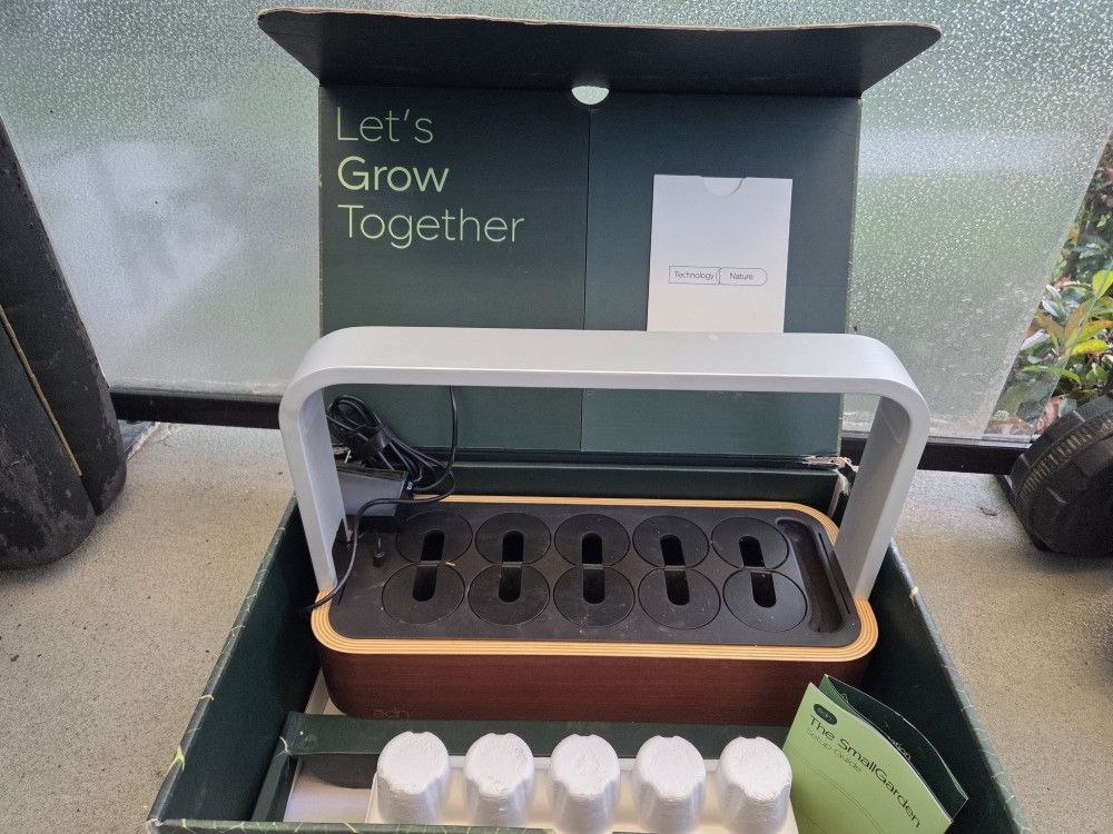 Growing Herb Garden Starter Kit