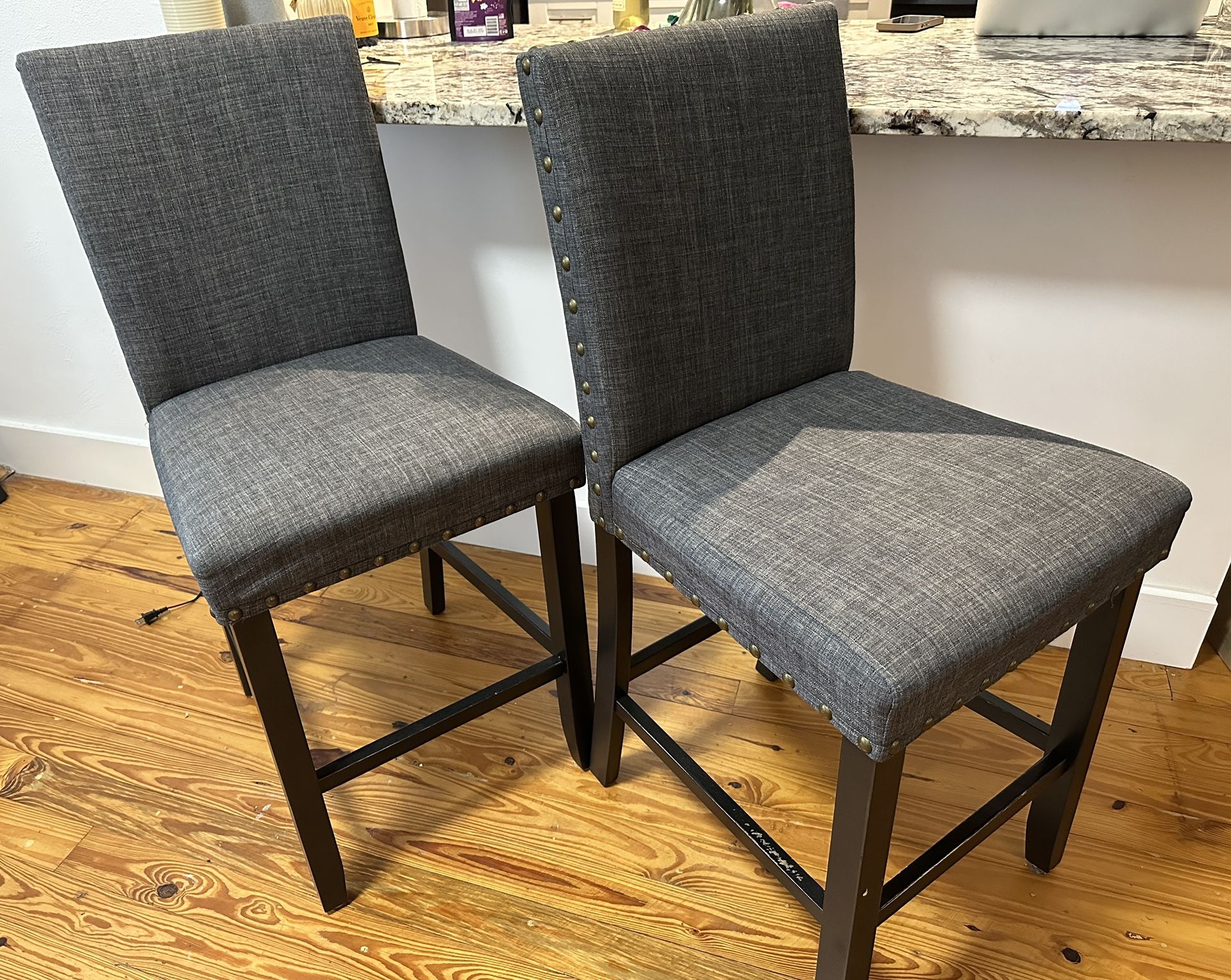 Kitchen Countertop Chairs or Bar Stools