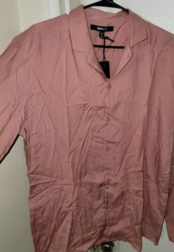 Nova Men Mauve Dress Shirt Size (M)        {Free Local Drop-Off)