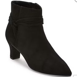 Women's Boots Size 10 New