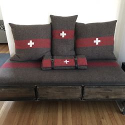 3-Drawer Bench w/ Cushions
