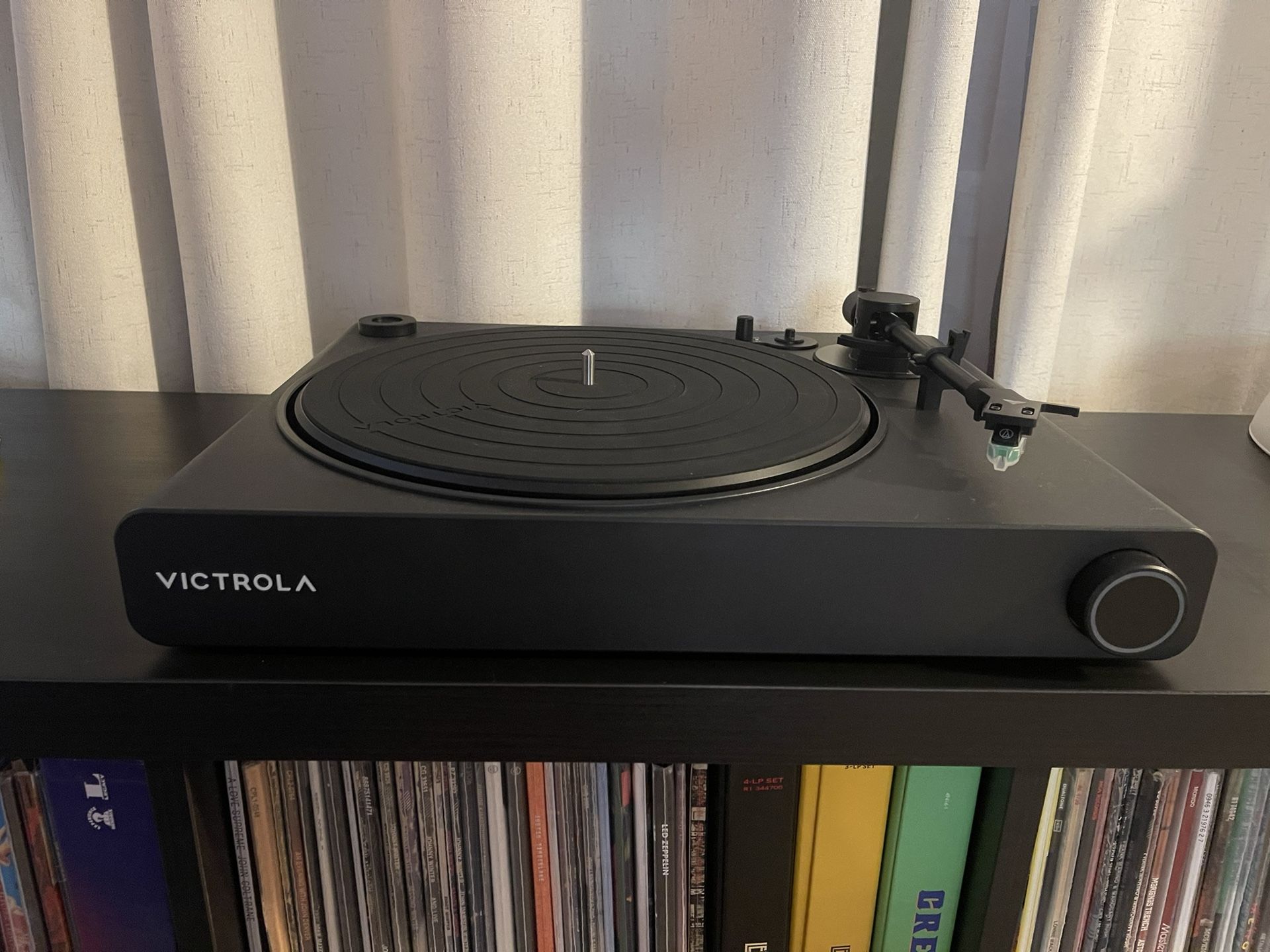 Victrola Stream Onyx Turntable