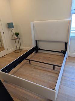 Bed frame full size