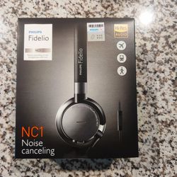 Brand new Philips NC1 Noise Cancelling Headphones
