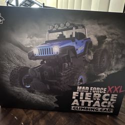 🎄🎅 MAD FORCE XXL Fierce Attack Climbing Car 🎄🔥