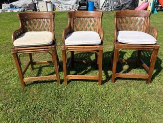 Set of 3 Rattan Bar Stools with Cushions