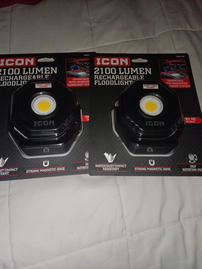 Icon 2100 Lumen Rechargeable Flood Light (Brand New)