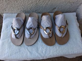 Love 2 vionic Karina size 9/ Gold & snake print- Cash and pick up only