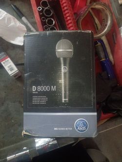 AKG sounds better d800m model 50 bucks or best offer