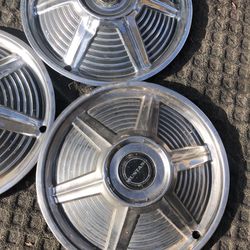 1965 ford shop mustang hubcaps