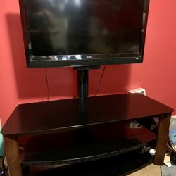 37 Inch Vizio TV And Entertainment Center