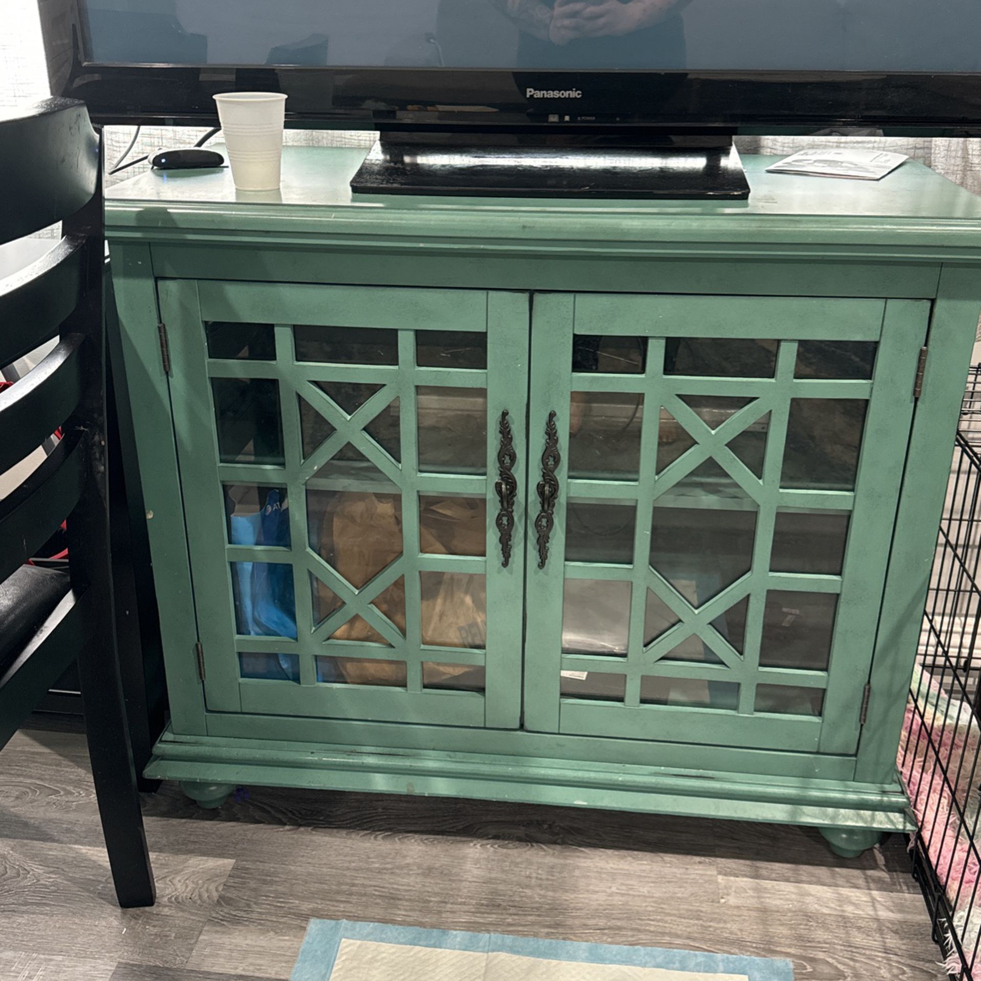 TURQUOISE TV STAND