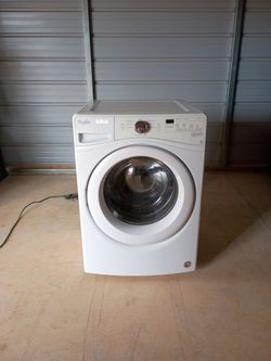 Whirlpool Duet Front Load Washer ( Free Delivery if Needed)