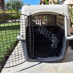 Grreat Choice Medium Dog Crate – 22"H x 24"L x 15"W Secure Pet Kennel