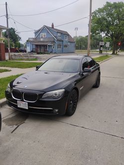 2012 BMW 750