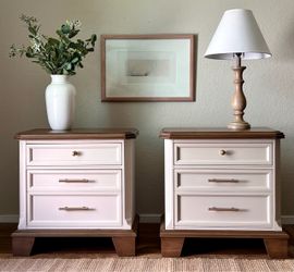 Bassett Nightstands – Refinished Matching Pair