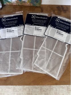 Free  air conditioner filters (not sure what brand/model air conditioner)