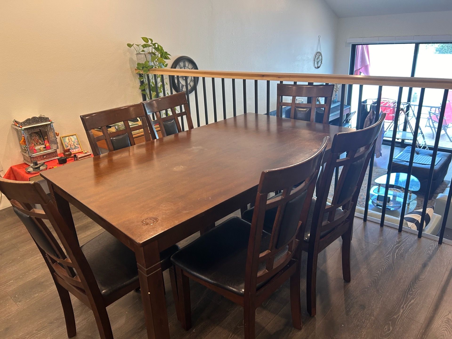 Dining table with 6 chairs