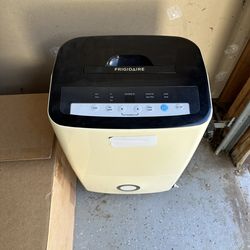 Frigidaire De-Humidifier