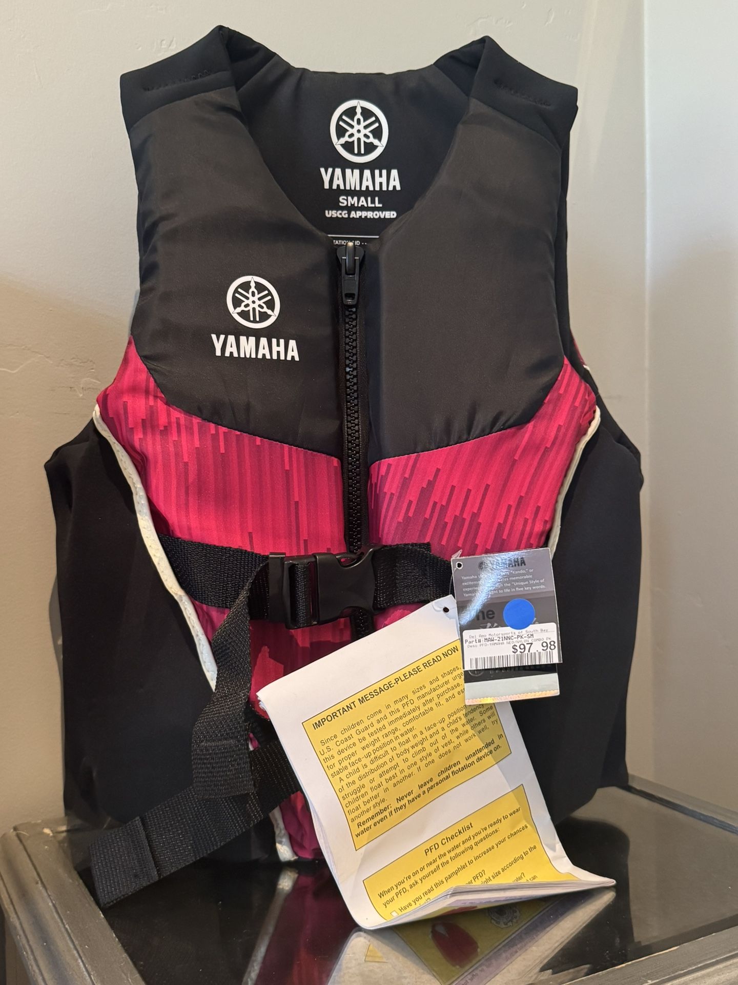 Yamaha Black And Pink Vest