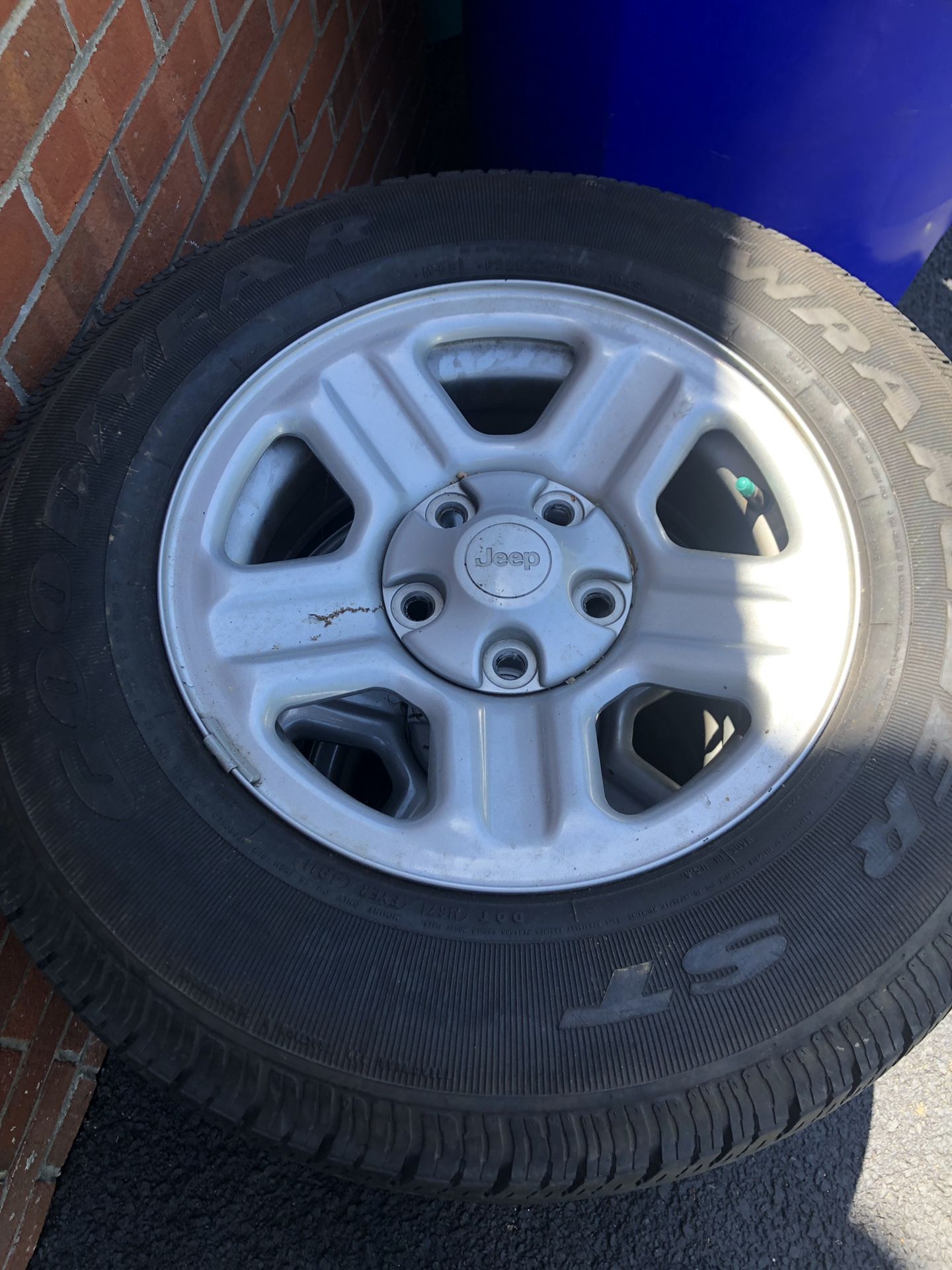 OEM Jeep Wrangler wheels and tires